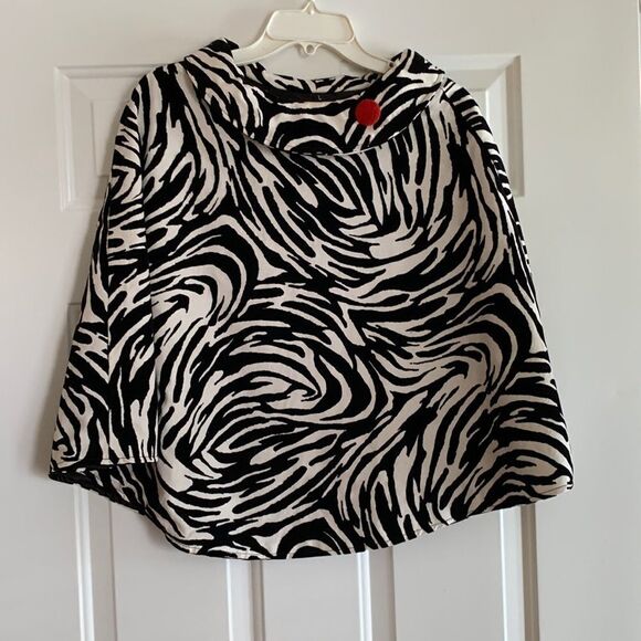 Caught ya lookin’ Large zebra print textured poncho - Picture 1 of 7